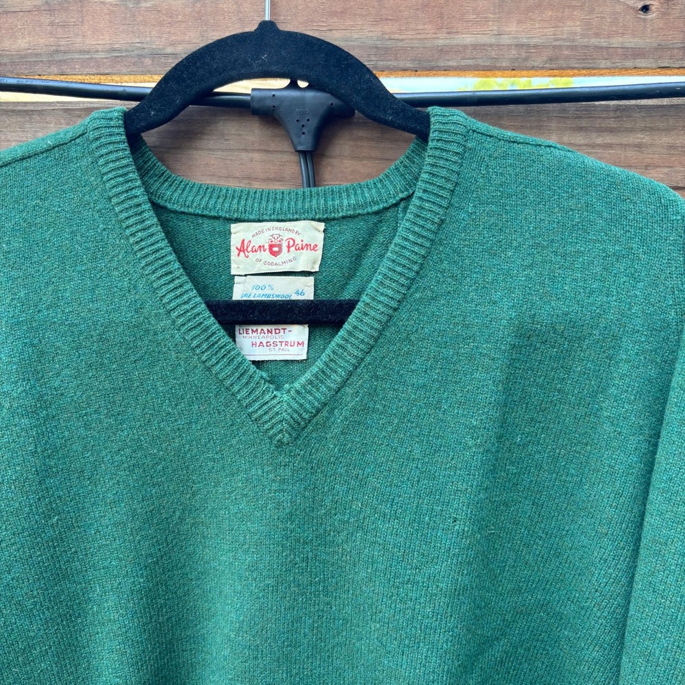 Alan Paine V-Neck Sweater Mens 46 Green Lambswool Good Made in England Knit